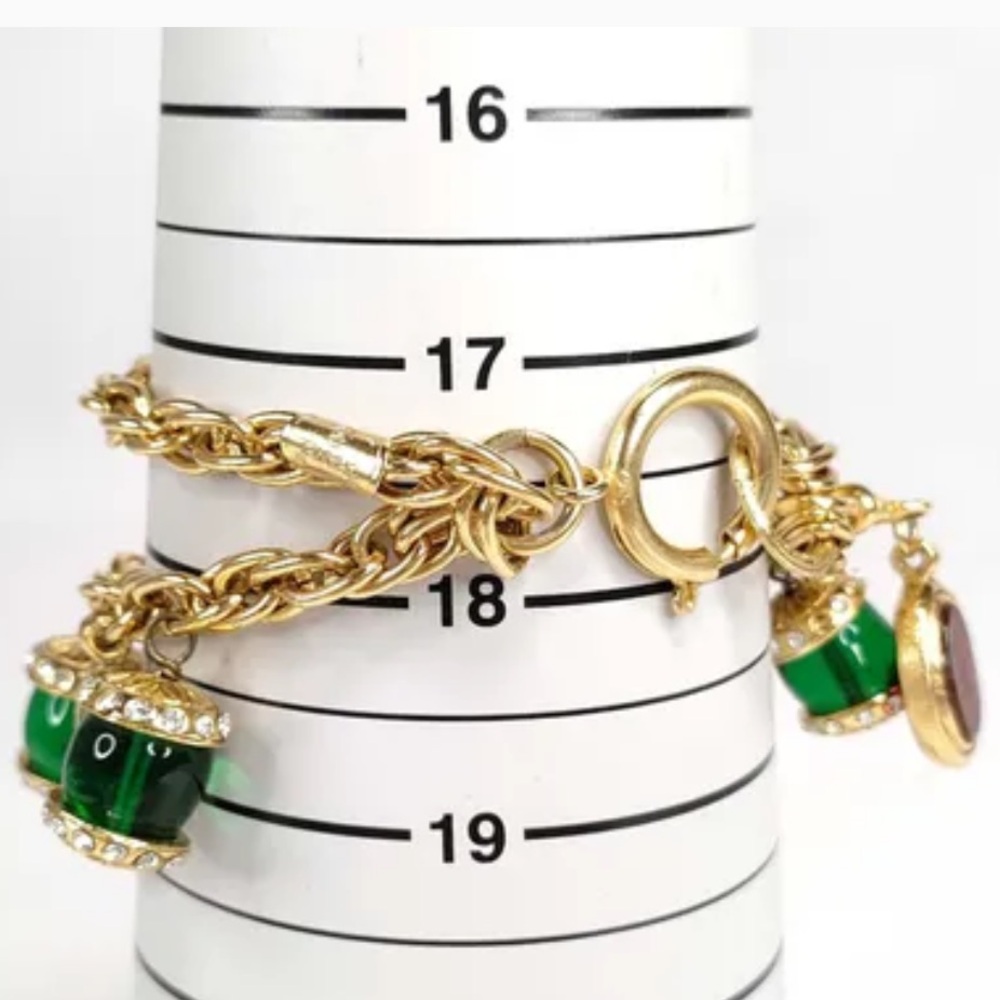 Chanel Vintage Elegant Gold, Red and Green Gripoix Charm   Bracelet - Picture 4 of 4